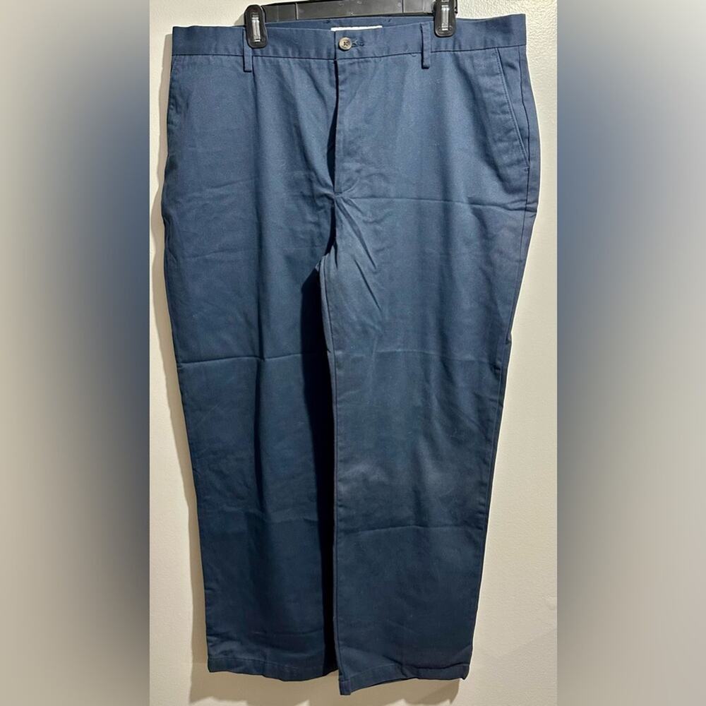 Amazon Essentials Trousers Size 38x30 Dark Blue Flat Front (852)